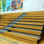 2006年-北京市-北京顺义国际学校-活动看台-木质条凳